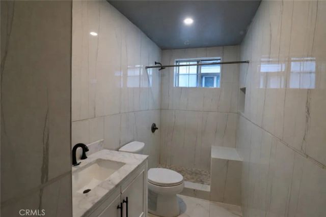 13438 Obispo, Paramount, CA 90723