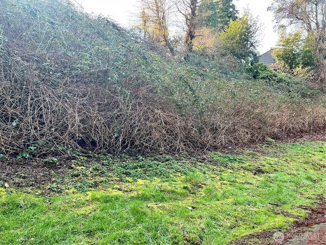 73 XX Glenridge Way SW, Seattle, WA 98136