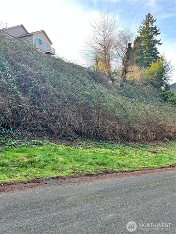 73 XX Glenridge Way SW, Seattle, WA 98136