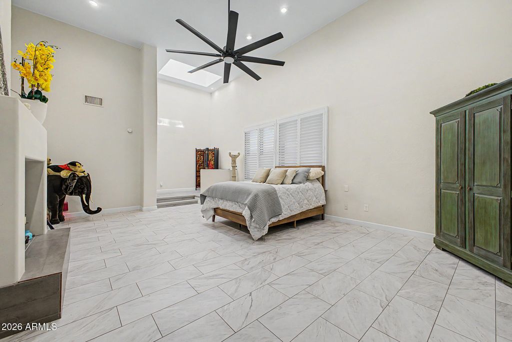 Image 14 of property listing at 5345 E MCLELLAN Road 107, Mesa, AZ 85205