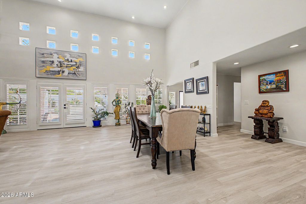 Image 4 of property listing at 5345 E MCLELLAN Road 107, Mesa, AZ 85205