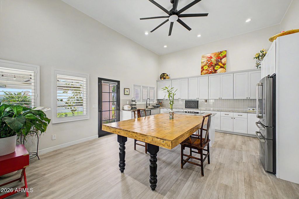 Image 9 of property listing at 5345 E MCLELLAN Road 107, Mesa, AZ 85205