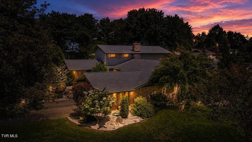 112 Spruce Street, Greeneville, TN 37745