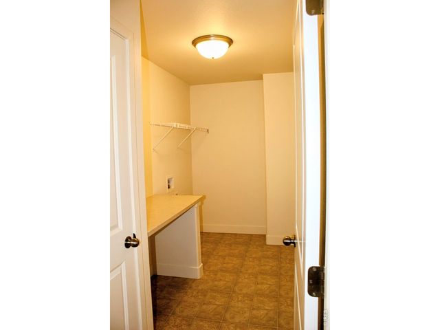 2428 Amberlyn Ln, Johnstown, CO 80534