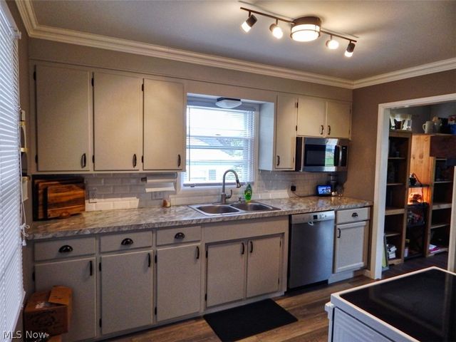 107 Grandview Drive, Lodi, OH 44254