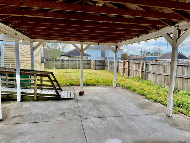 5605 Lancaster Ave, Baton Rouge, LA 70805