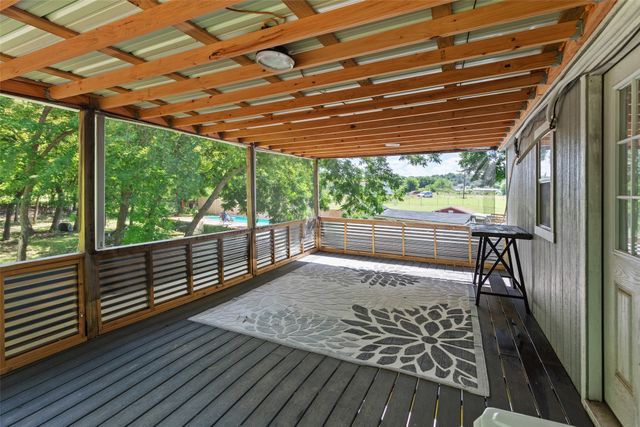 108 Blue Moon Court, Springtown, TX 76082
