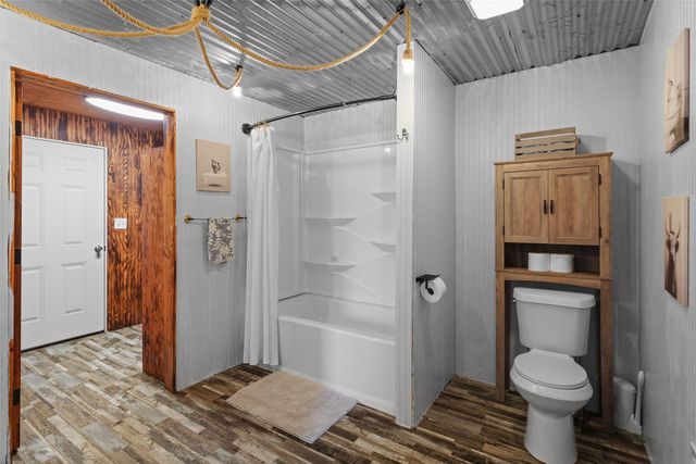108 Blue Moon Court, Springtown, TX 76082