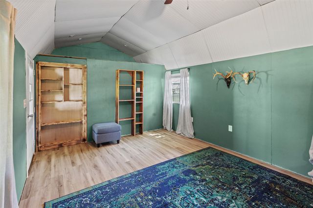 108 Blue Moon Court, Springtown, TX 76082