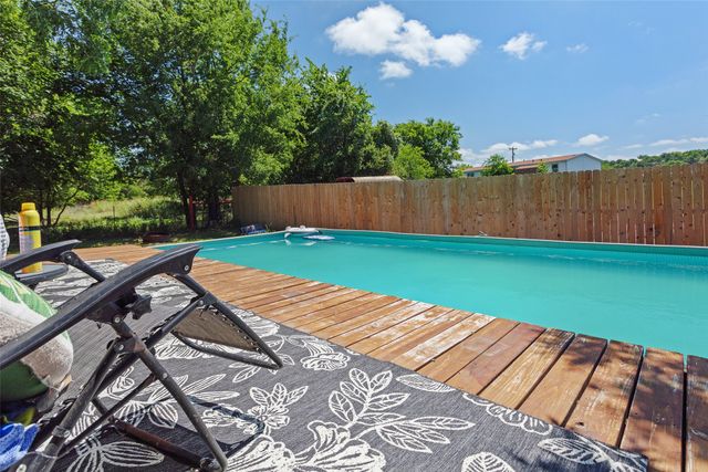 108 Blue Moon Court, Springtown, TX 76082