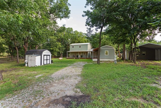 108 Blue Moon Court, Springtown, TX 76082
