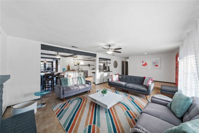 2306 Acacia Rd E, Palm Springs, CA 92262