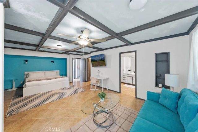 2306 Acacia Rd E, Palm Springs, CA 92262