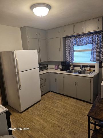 139 N 5TH STREET, Hilbert, WI 54129