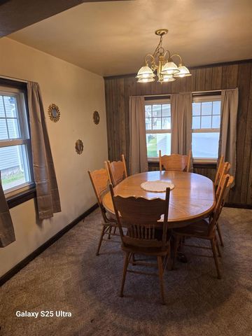 139 N 5TH STREET, Hilbert, WI 54129