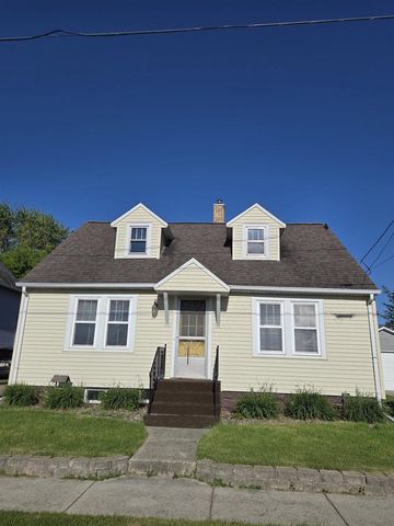 139 N 5TH STREET, Hilbert, WI 54129