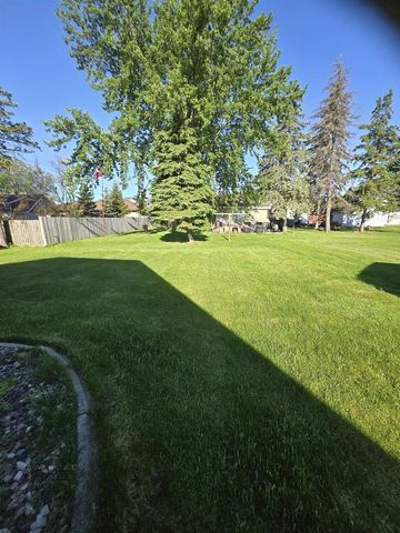 139 N 5TH STREET, Hilbert, WI 54129