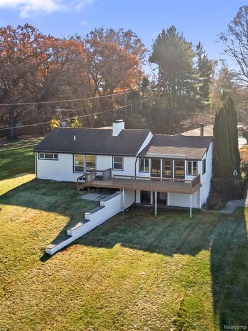 6440 Andersonville Road, Waterford Charter Township, MI 48329