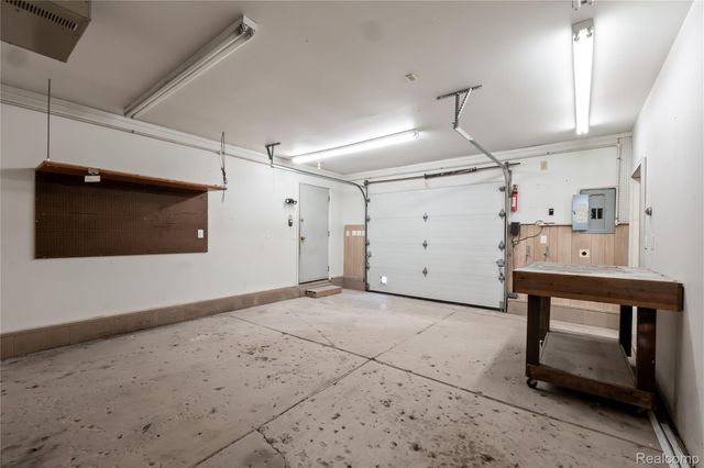 6440 Andersonville Road, Waterford Charter Township, MI 48329