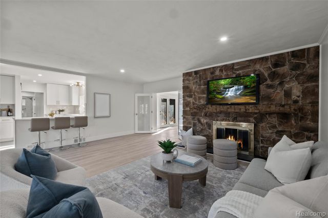 6440 Andersonville Road, Waterford Charter Township, MI 48329