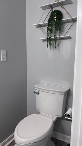 54 Patrick Rd 54, Tewksbury, MA 01876