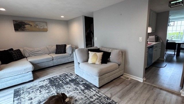 54 Patrick Rd 54, Tewksbury, MA 01876