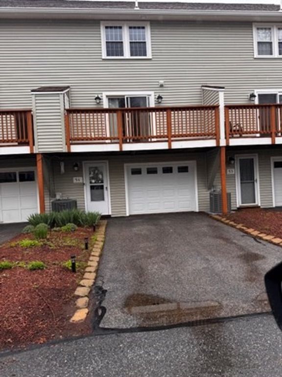 54 Patrick Rd 54, Tewksbury, MA 01876