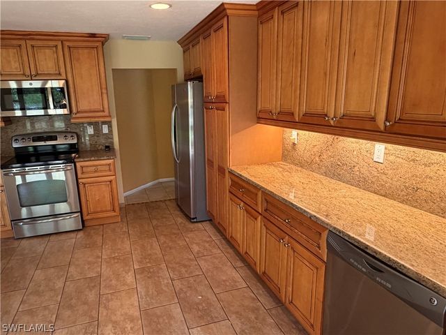 4584 31st AVE SW, Naples, FL 34116