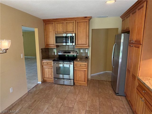 4584 31st AVE SW, Naples, FL 34116