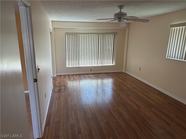 4584 31st AVE SW, Naples, FL 34116