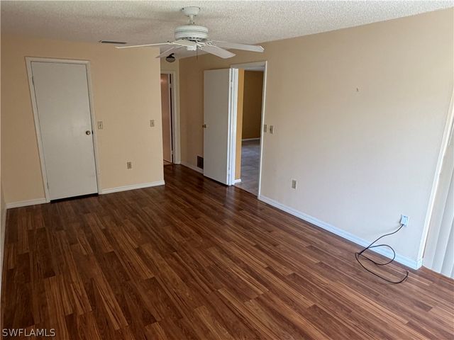 4584 31st AVE SW, Naples, FL 34116