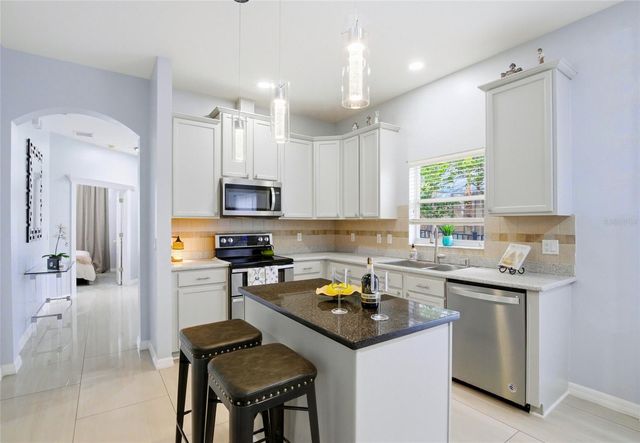 13838 OCEAN PINE CIRCLE, Orlando, FL 32828