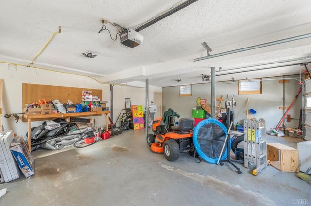 109 Deertrack Drive, Forest, VA 24551