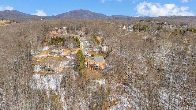 109 Deertrack Drive, Forest, VA 24551