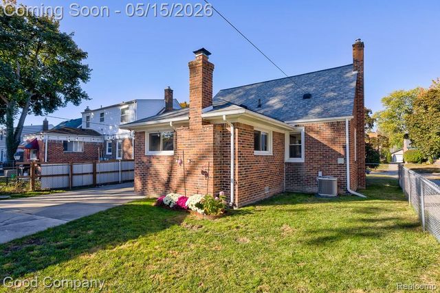 3210 N Connecticut Avenue, Royal Oak, MI 48073