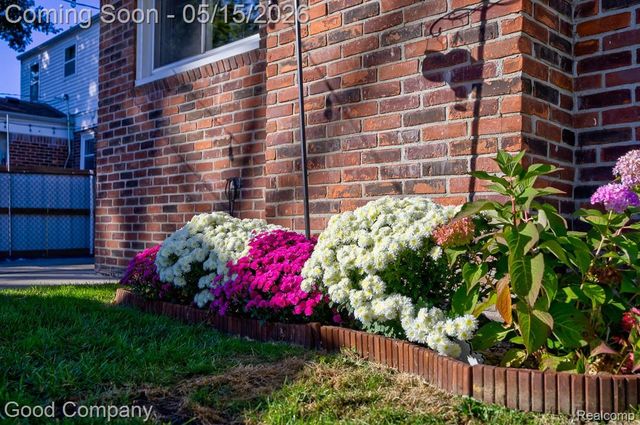 3210 N Connecticut Avenue, Royal Oak, MI 48073