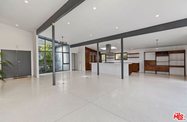 7560 Lolina Lane, Los Angeles, CA 90046