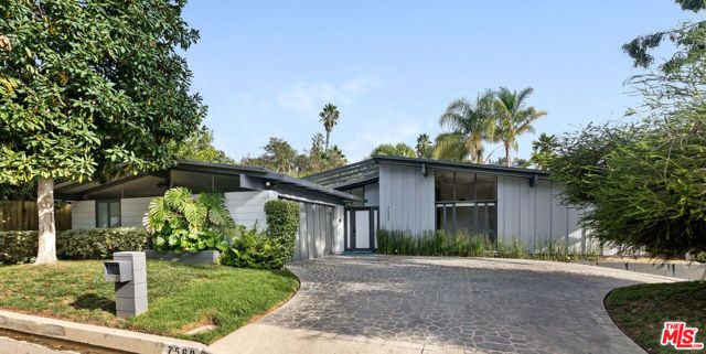 7560 Lolina Lane, Los Angeles, CA 90046