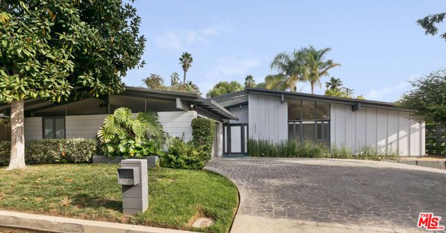 7560 Lolina Lane, Los Angeles, CA 90046