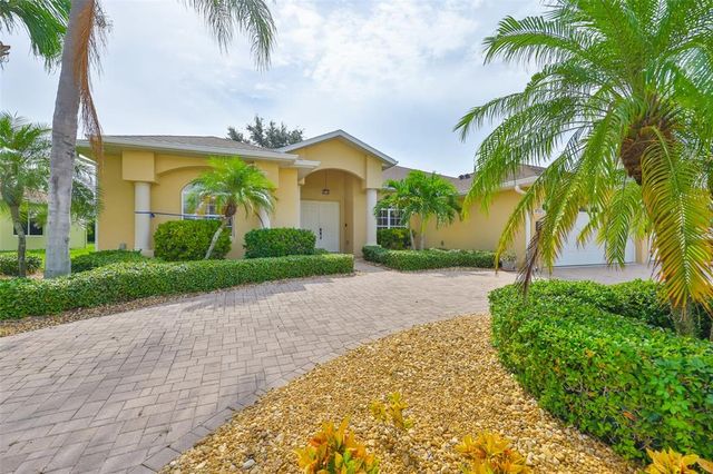 3723 GAVIOTA DRIVE, Sun City Center, FL 33573
