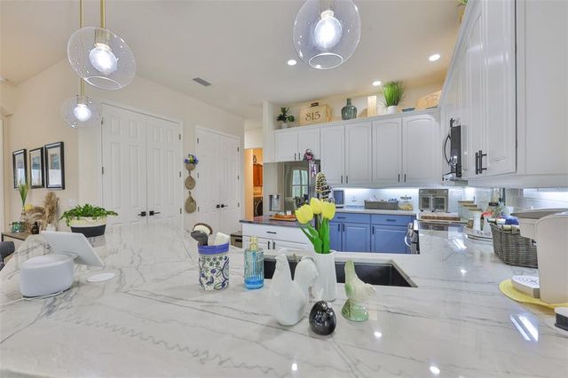 3723 GAVIOTA DRIVE, Sun City Center, FL 33573