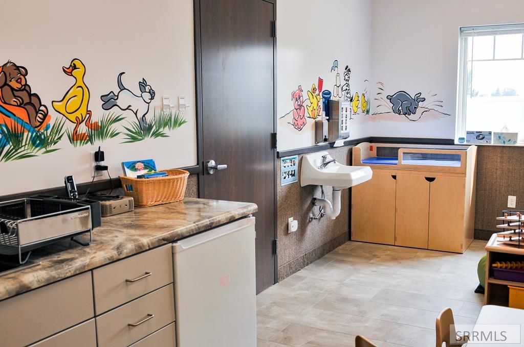 Image 33 of property listing at 1002 Rupe Drive, Blackfoot, ID 83221