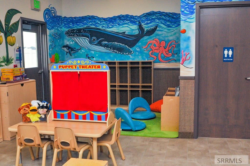 Image 36 of property listing at 1002 Rupe Drive, Blackfoot, ID 83221