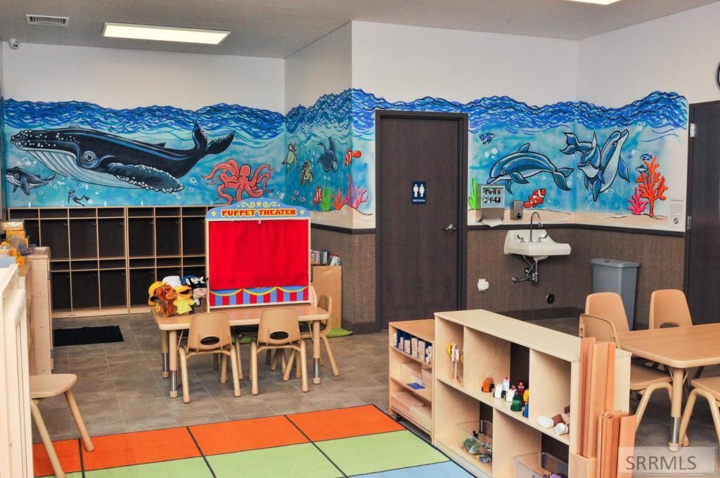 Image 37 of property listing at 1002 Rupe Drive, Blackfoot, ID 83221