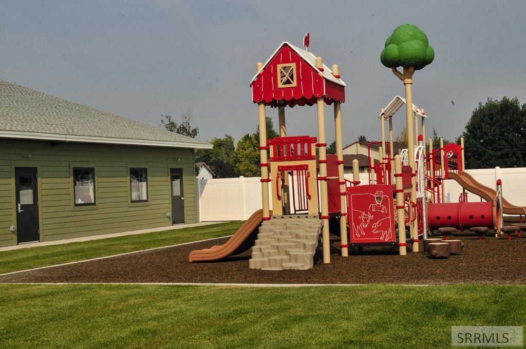 Image 48 of property listing at 1002 Rupe Drive, Blackfoot, ID 83221