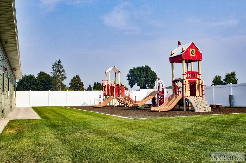 Image 50 of property listing at 1002 Rupe Drive, Blackfoot, ID 83221