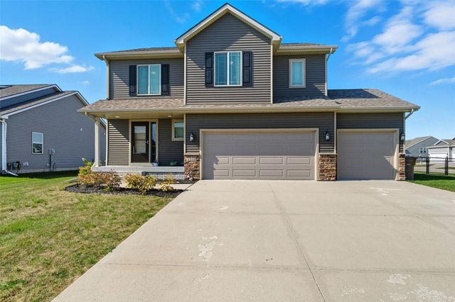 1110 Caitlin Drive SE, Bondurant, IA 50035