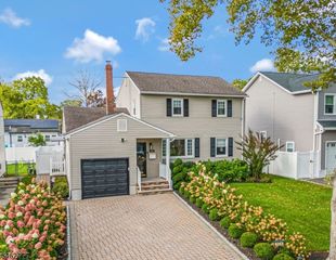 324 Jackson Ave, Scotch Plains Twp., NJ 07076