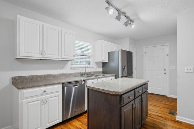 109 Oak Ridge Drive, Lafayette, GA 30728