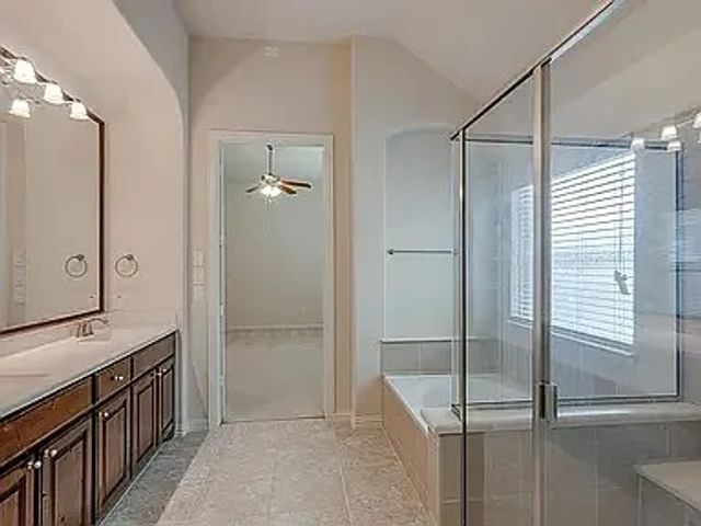3906 Plum Vista Place, Arlington, TX 76005